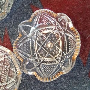 #712 3 pressed glass dish